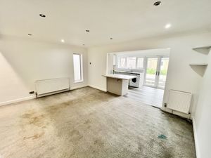 Photo 23- click for photo gallery